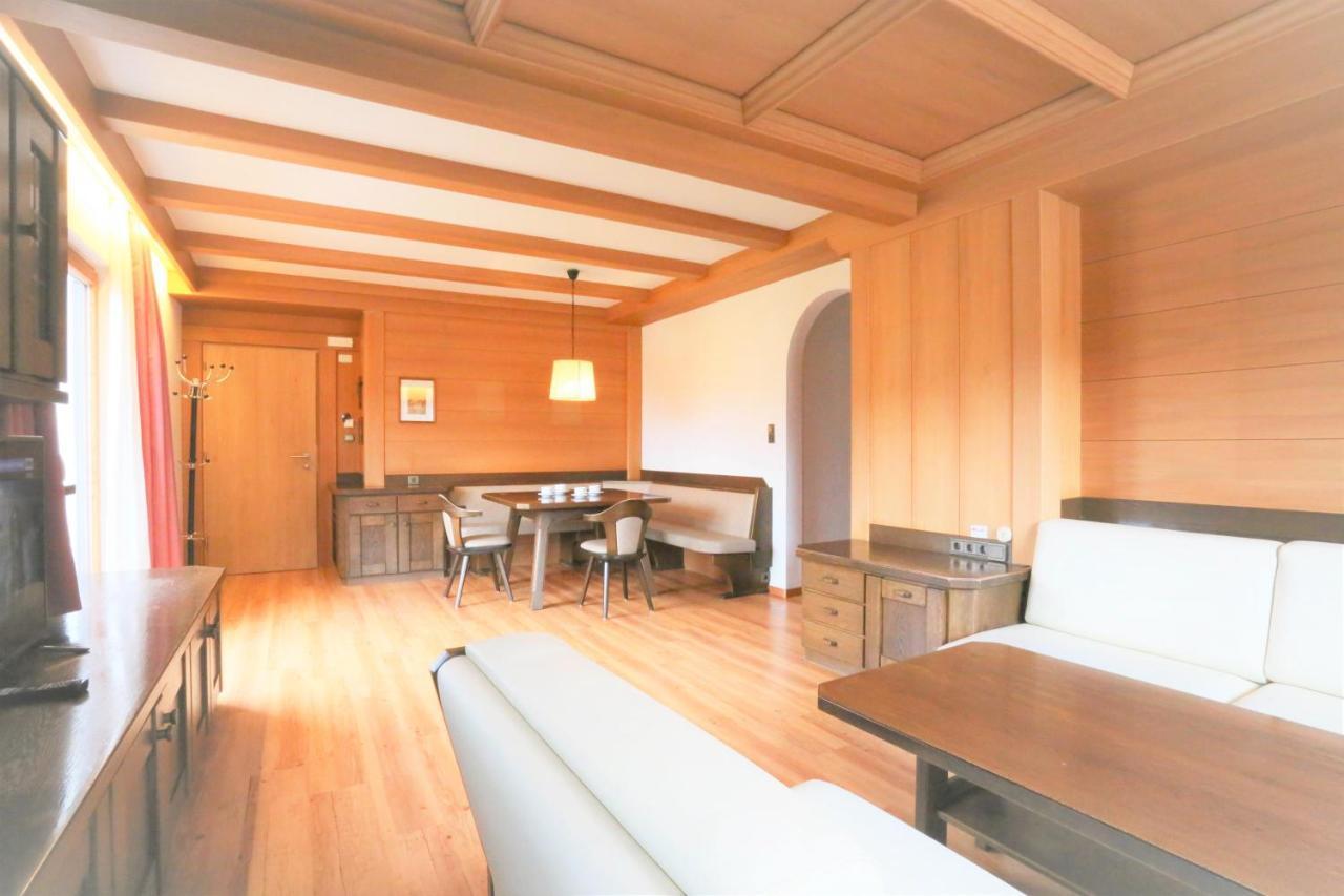 Residence Tantalus San Lorenzo di Sebato Bagian luar foto