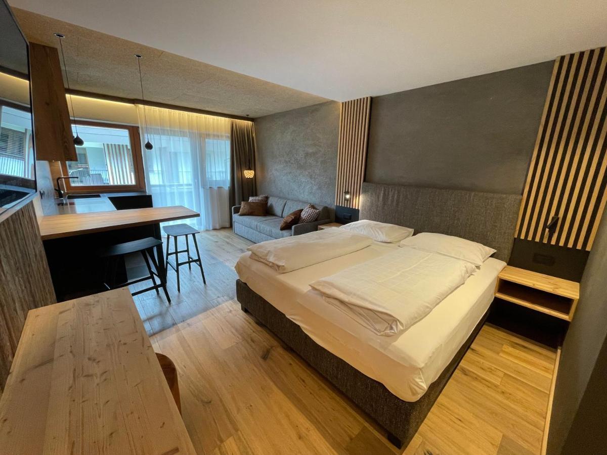 Residence Tantalus San Lorenzo di Sebato Bagian luar foto